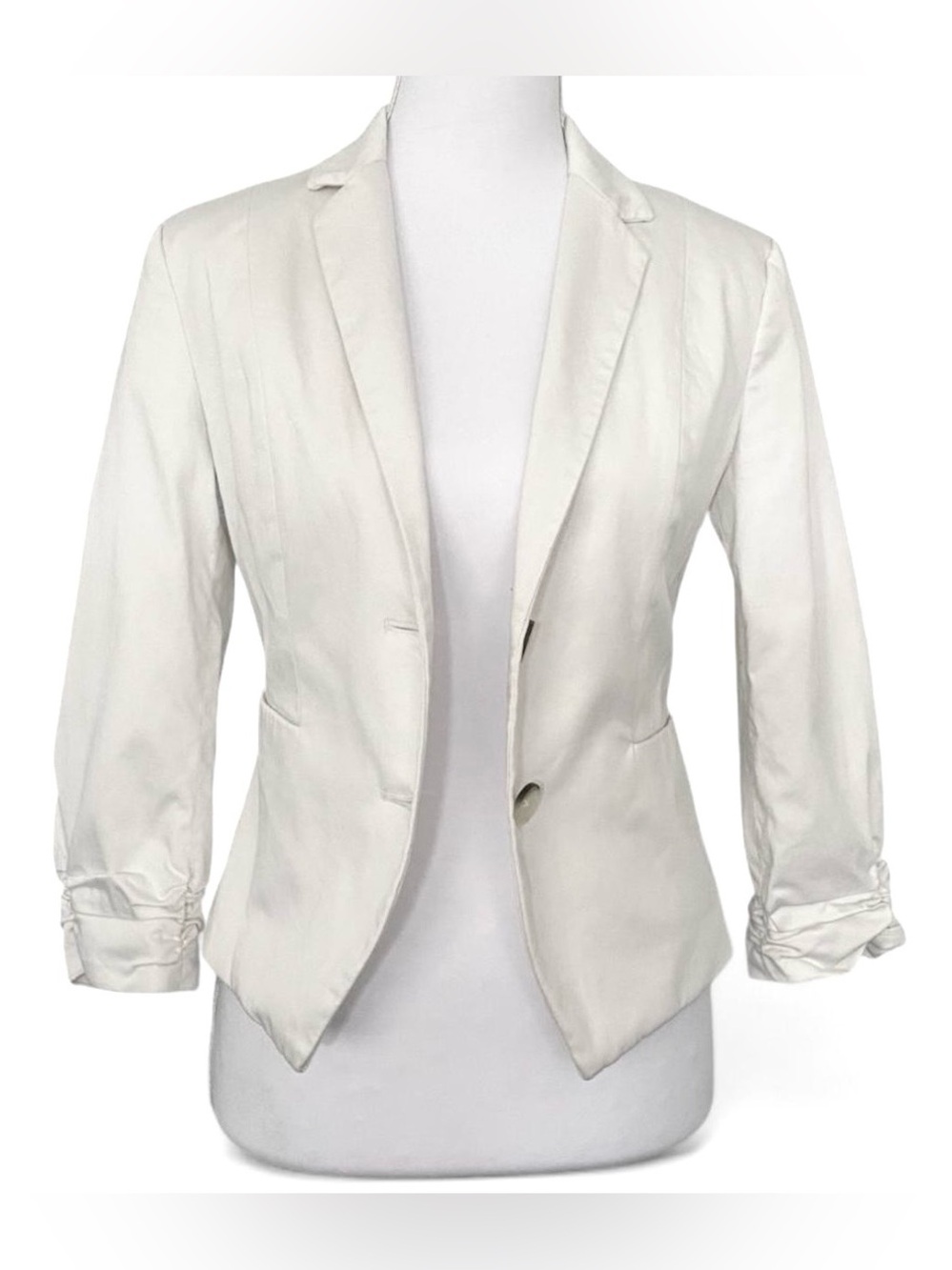 Express Women's White Single-Button Tailored Blazer